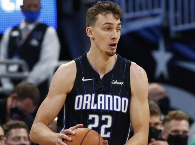 老鹰在低位 老鹰在低位